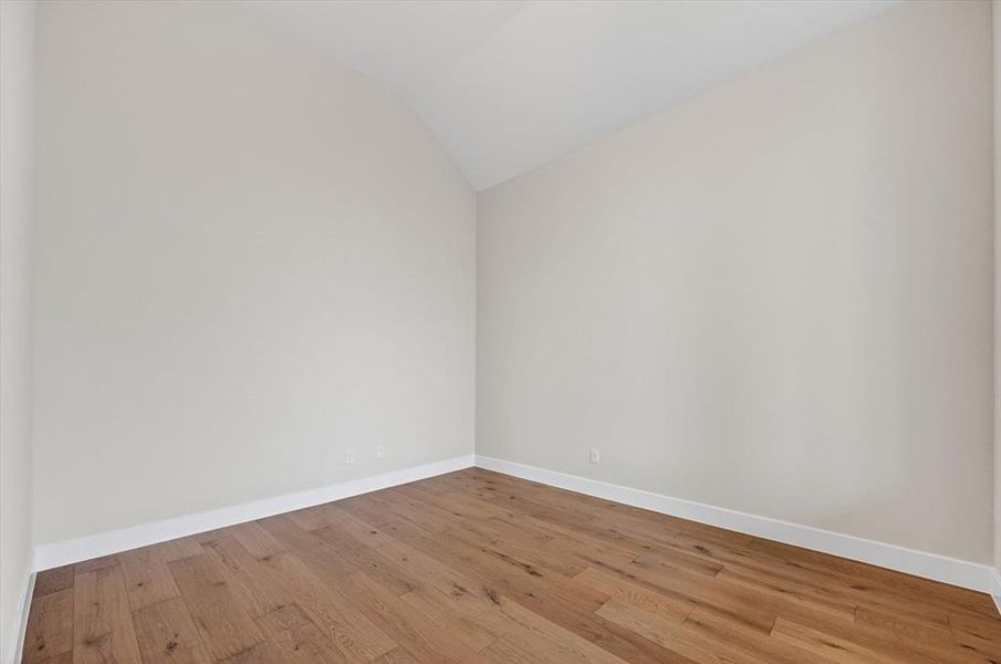 Spacious, unfurnished interior of a new home in The Parks at Wilson Creek, Celina (Image 21).