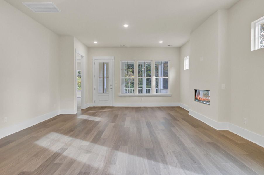 Spacious, unfurnished interior of a new home in Indigo Grove Single Family Homes, Johns Island (Image 32).