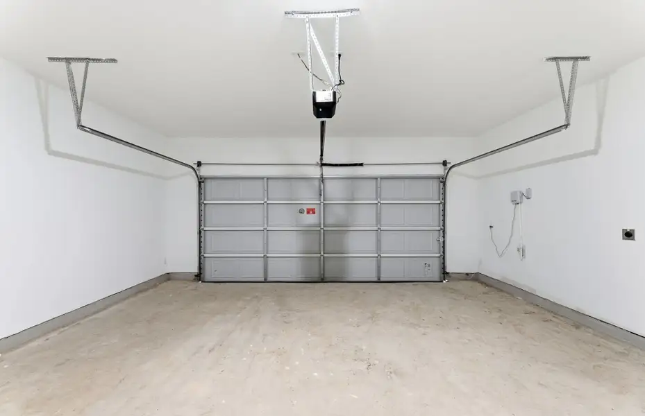 Spacious, unfurnished interior of a new home in Lagos, Manor (Image 49). Spacious, unfurnished interior of a new home in Lagos, Manor (Image 49).