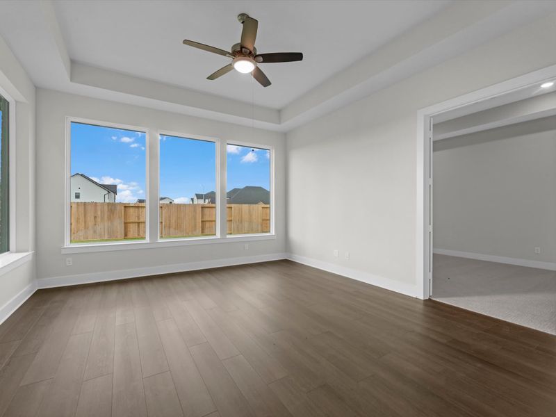 Spacious, unfurnished interior of a new home in Sienna 80′, Missouri City (Image 19).