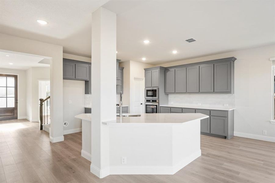 Furnished interior view inside a new home in Star Ranch Classic 50, Godley (Image 15). Furnished interior view inside a new home in Star Ranch Classic 50, Godley (Image 15).