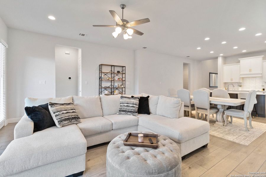 Furnished interior view inside a new home in Alsatian Oaks 50', Castroville (Image 23). Furnished interior view inside a new home in Alsatian Oaks 50', Castroville (Image 23).