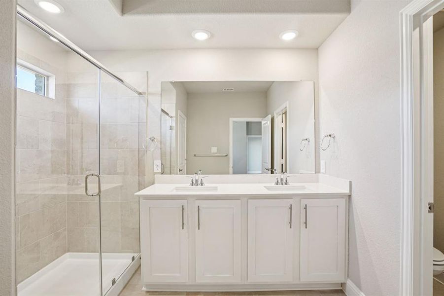 Furnished interior view inside a new home in Stonehaven, Seagoville (Image 14).