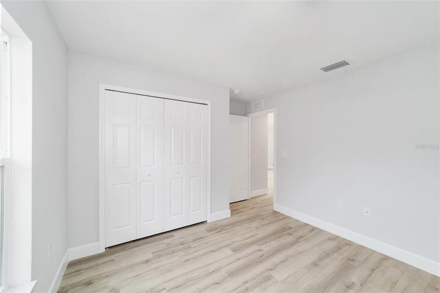 Spacious, unfurnished interior of a new home in , Ocala (Image 39).