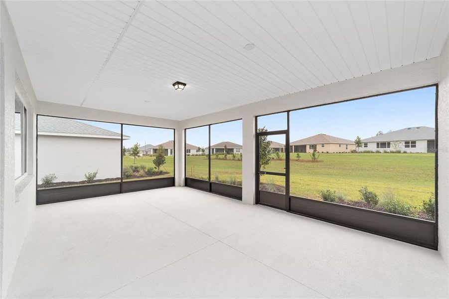 Exterior details and patio area of a home in , Ocala (Image 19). Exterior details and patio area of a home in , Ocala (Image 19).
