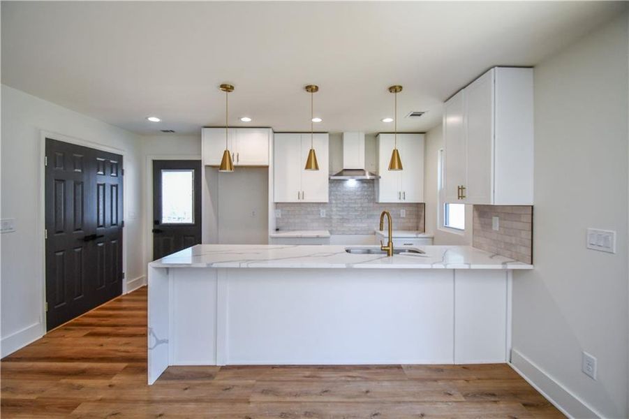 Furnished interior view inside a new home in , Atlanta (Image 18).