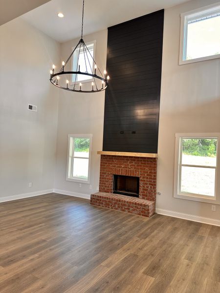 Spacious, unfurnished interior of a new home in The Reserve at Red Oaks, Carrollton (Image 22).