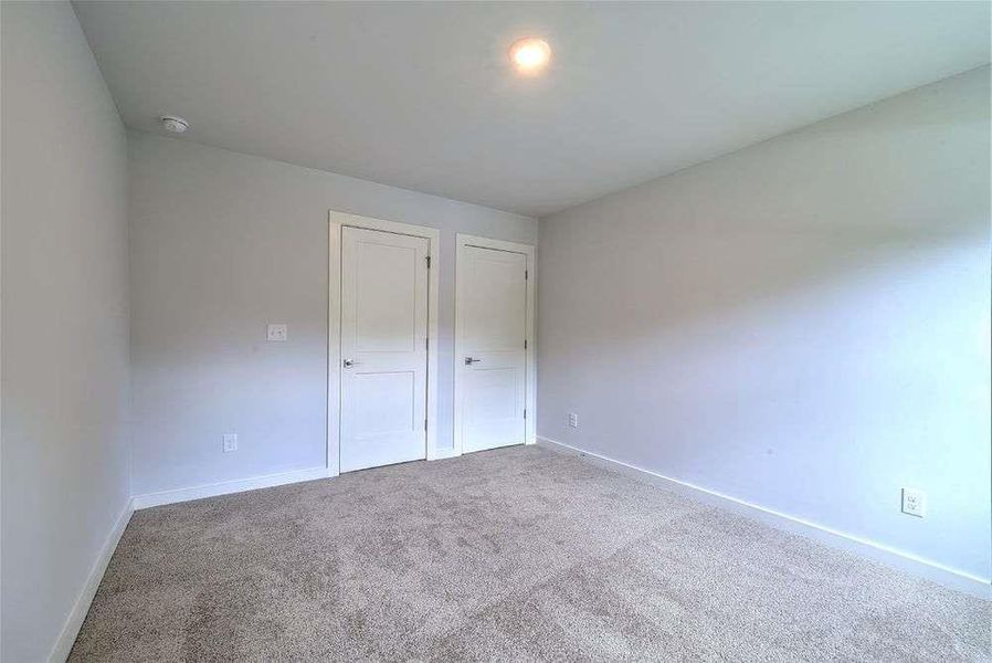Spacious, unfurnished interior of a new home in The Woodlands Preserve, Jackson (Image 16).