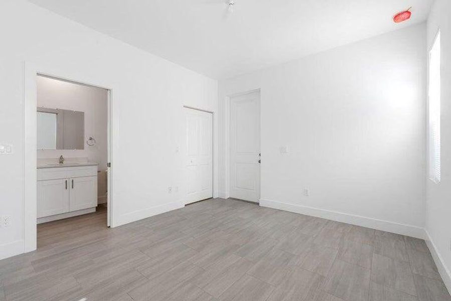 Spacious, unfurnished interior of a new home in , West Palm Beach (Image 13). Spacious, unfurnished interior of a new home in , West Palm Beach (Image 13).