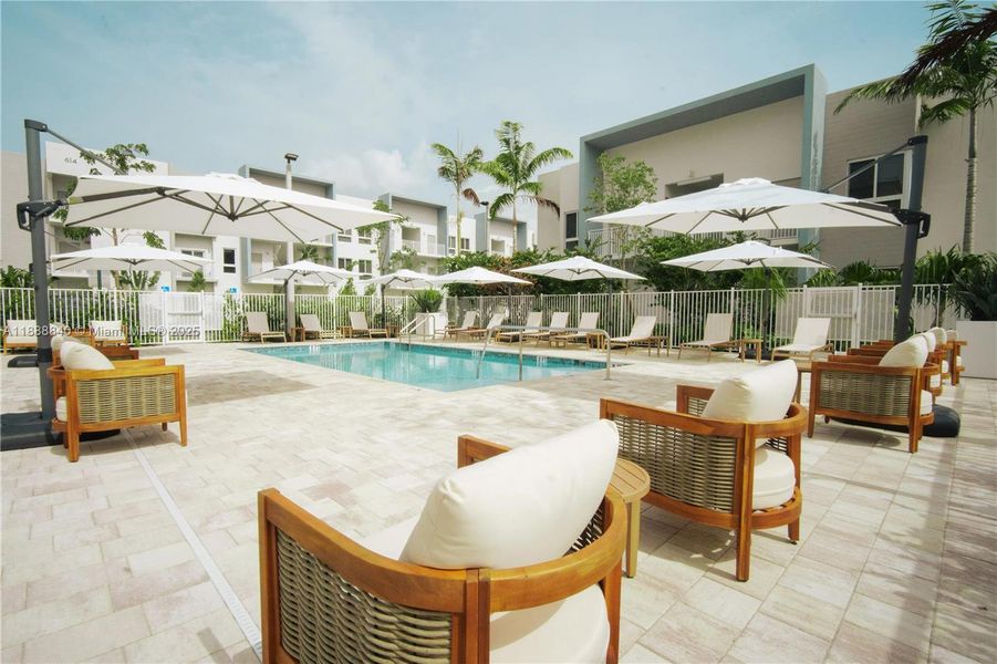 Community amenities in , Dania Beach (Image 11).