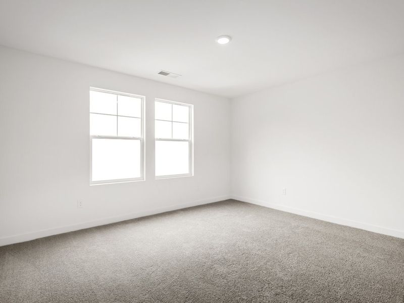 Spacious, unfurnished interior of a new home in Calista Farms, White House (Image 32).