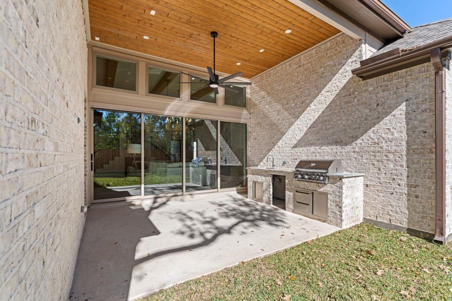Exterior details and patio area of a home in , Houston (Image 3).