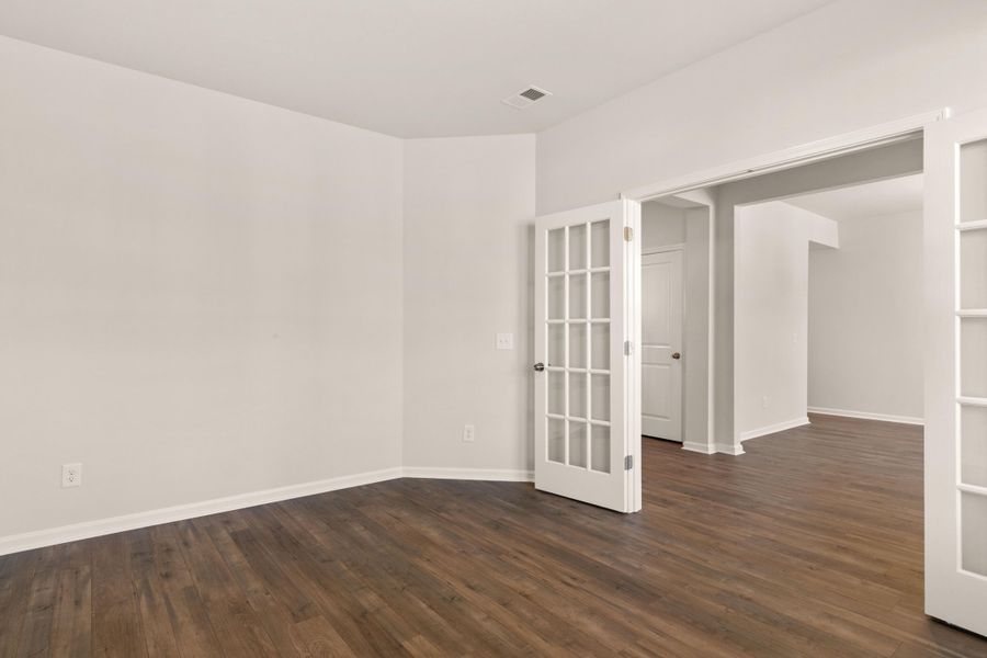 Spacious, unfurnished interior of a new home in Heron's Walk at Summers Corner: Coastal Collection, Summerville (Image 26). Spacious, unfurnished interior of a new home in Heron's Walk at Summers Corner: Coastal Collection, Summerville (Image 26).