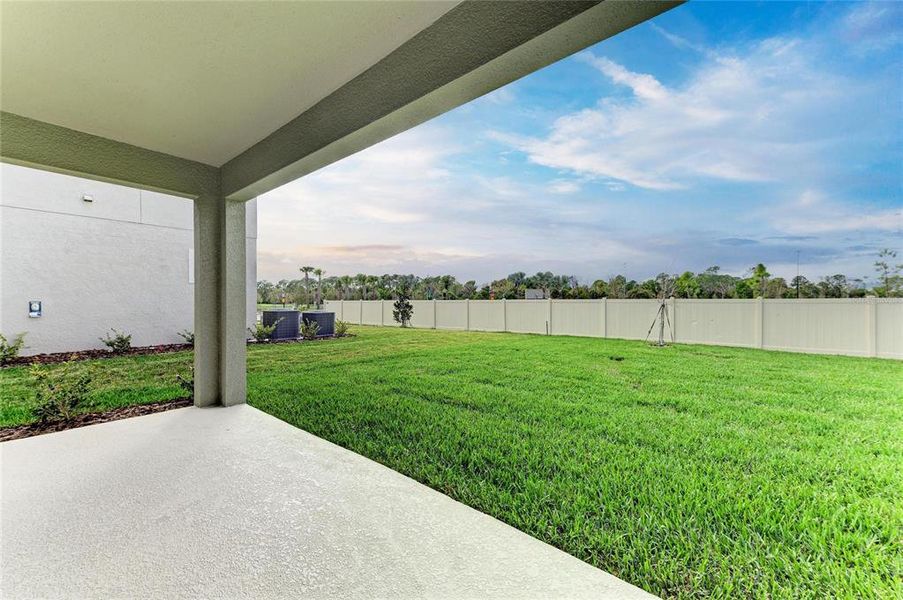 Exterior details and patio area of a home in Crosswind Ranch, Parrish (Image 23).