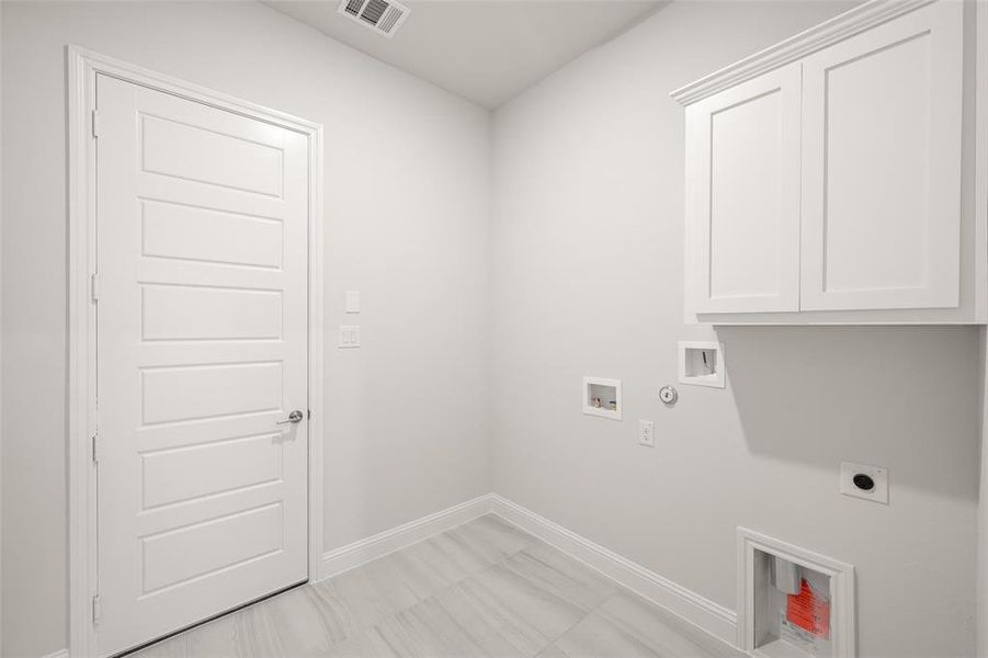 417 Daybreak- Bathroom-2 417 Daybreak- Bathroom-2