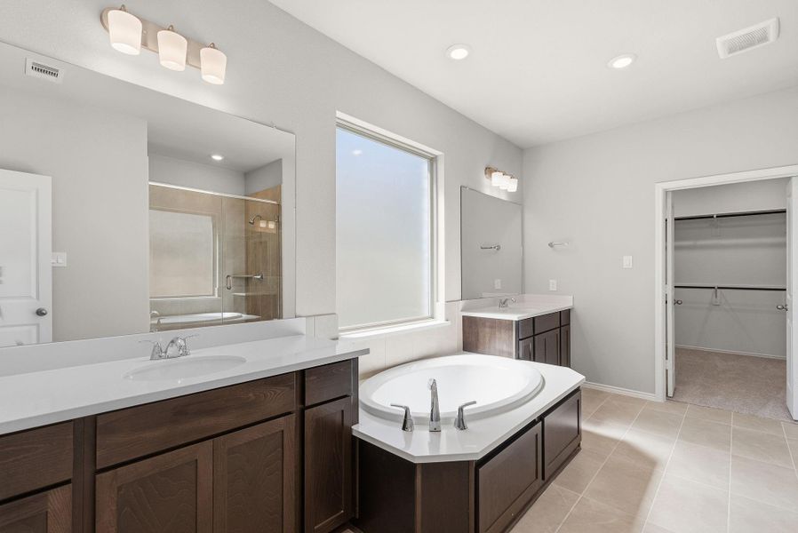 Furnished interior view inside a new home in Valencia, Manvel (Image 12). Furnished interior view inside a new home in Valencia, Manvel (Image 12).