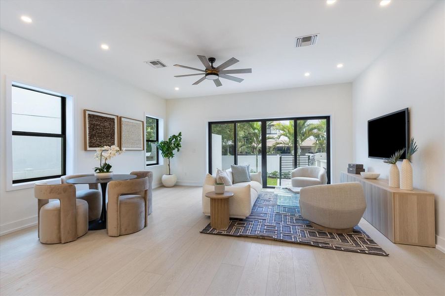25-509 SW 11th Street Ft. Lauderdale, FL