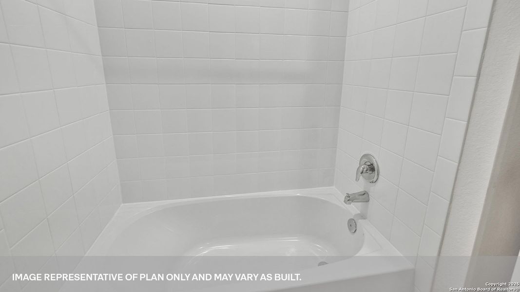 Close-up of interior finishes inside a home in Sonoma Oaks, Fredericksburg (Image 10).