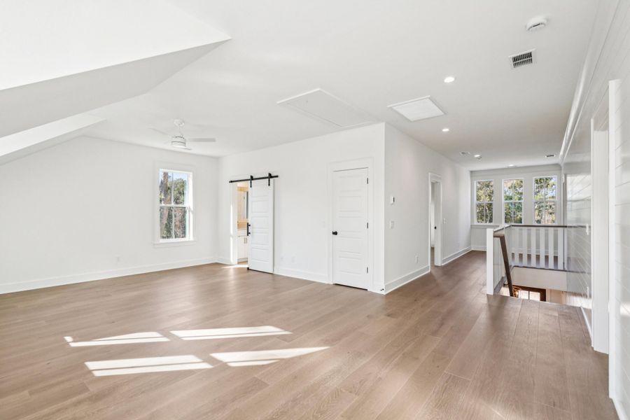 Spacious, unfurnished interior of a new home in , Johns Island (Image 44).