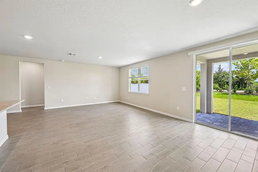 5437 Hampton Park Cir Vero Beach FL (8)