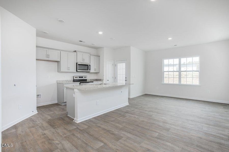 DR Horton-Riley Meadows-LOT 112-5