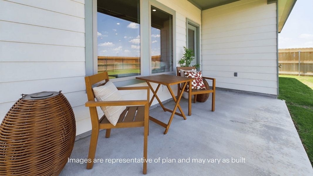 Exterior details and patio area of a home in Overlook West, Wolfforth (Image 3).