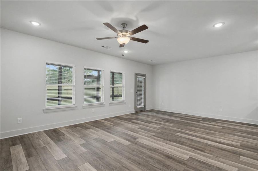 Spacious, unfurnished interior of a new home in , Norcross (Image 14).