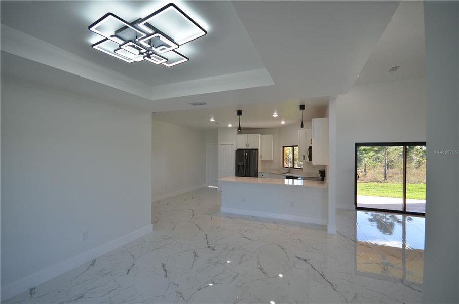 Spacious, unfurnished interior of a new home in , Lehigh Acres (Image 16).