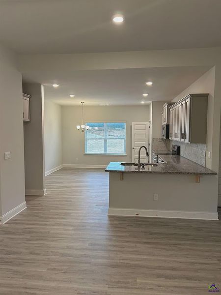 Image 5 of a home in Barrington Place. Image 5 of a home in Barrington Place.