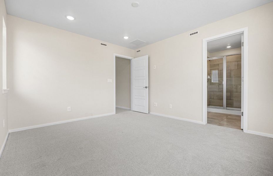 Spacious, unfurnished interior of a new home in Barefoot Village, Firestone (Image 34). Spacious, unfurnished interior of a new home in Barefoot Village, Firestone (Image 34).