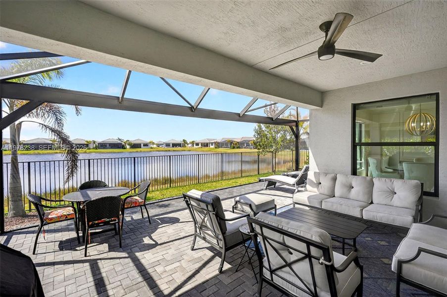 Exterior details and patio area of a home in , Port St. Lucie (Image 28).