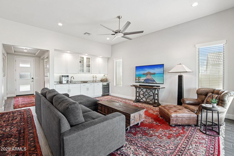 8-web-or-mls-W Fairmount Ave-S2809-007 8-web-or-mls-W Fairmount Ave-S2809-007