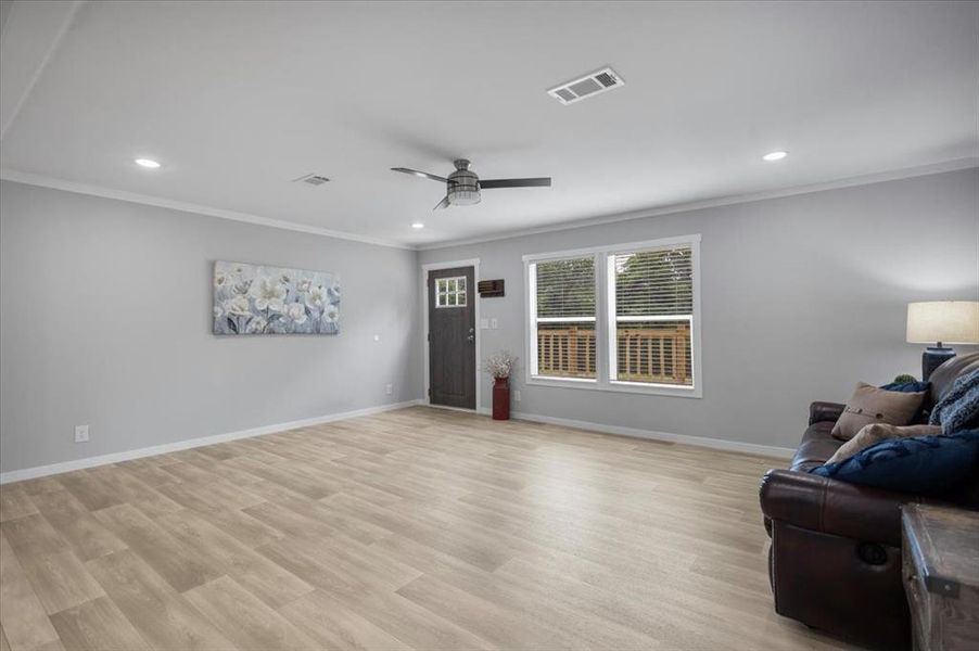 Spacious, unfurnished interior of a new home in , Lindale (Image 19). Spacious, unfurnished interior of a new home in , Lindale (Image 19).