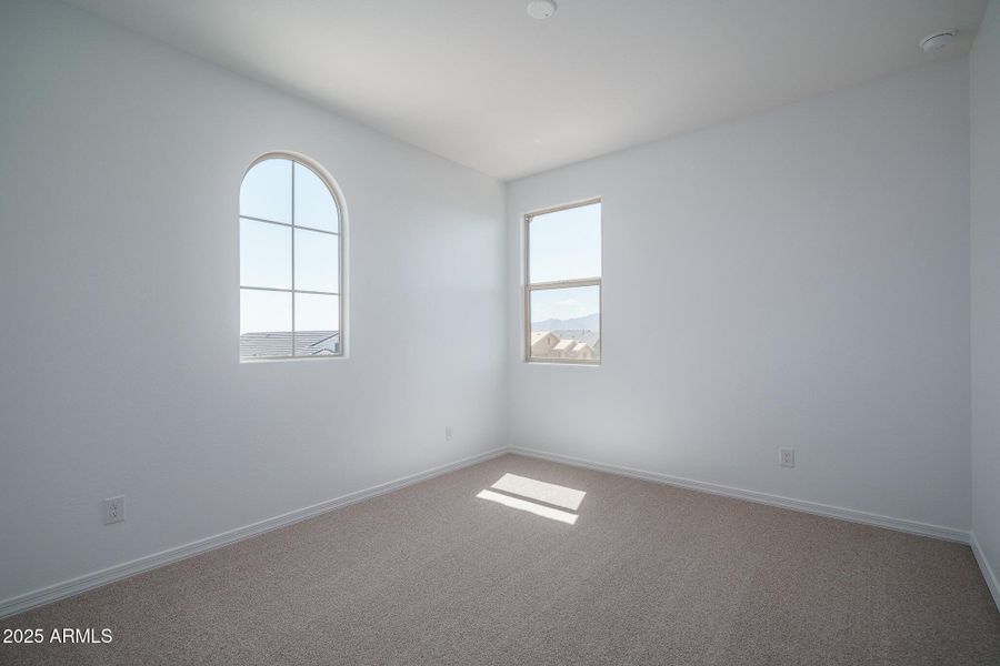 16A) BED 2 UP 16A) BED 2 UP