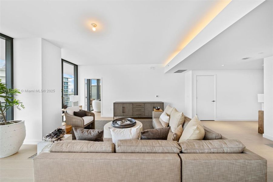 Furnished interior view inside a new home in Five Park, Miami Beach (Image 7). Furnished interior view inside a new home in Five Park, Miami Beach (Image 7).