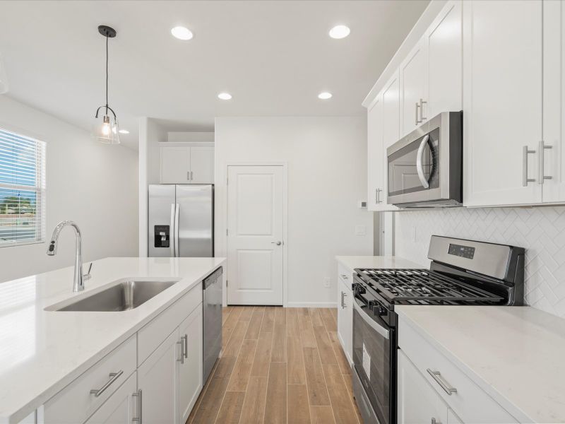 Furnished interior view inside a new home in Summerstone II, Marana (Image 3).