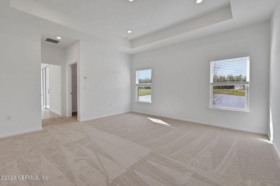 Spacious, unfurnished interior of a new home in Brook Forest, St. Augustine (Image 17).