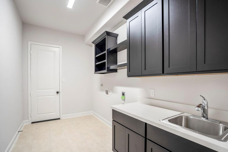 Image 37 of a home in Jordan Ranch 70' Lots. Image 37 of a home in Jordan Ranch 70' Lots.