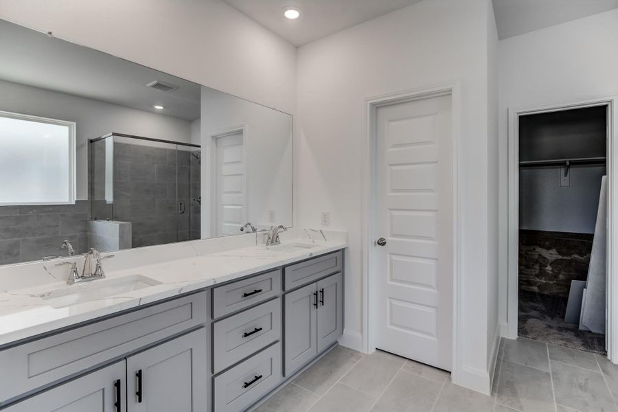 Furnished interior view inside a new home in Townsen Landing, Humble (Image 7).