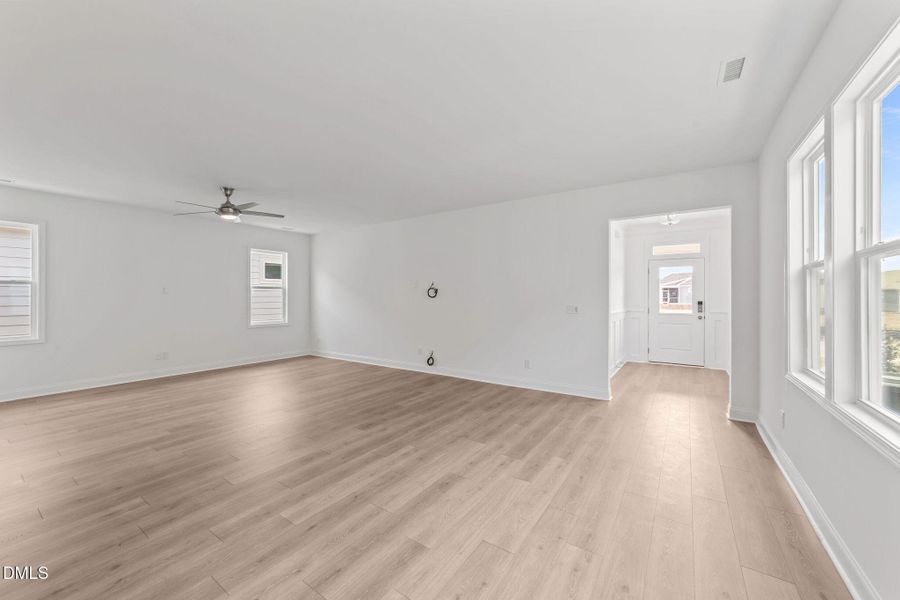 28-web-or-mls-VB4A9490