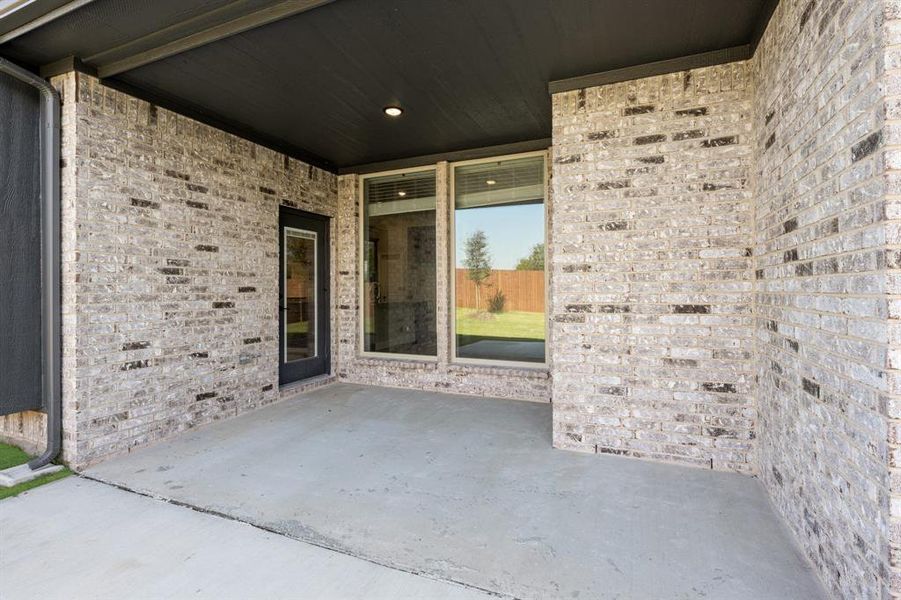 Exterior details and patio area of a home in Ridge Ranch Classic 50, Mesquite (Image 3). Exterior details and patio area of a home in Ridge Ranch Classic 50, Mesquite (Image 3).