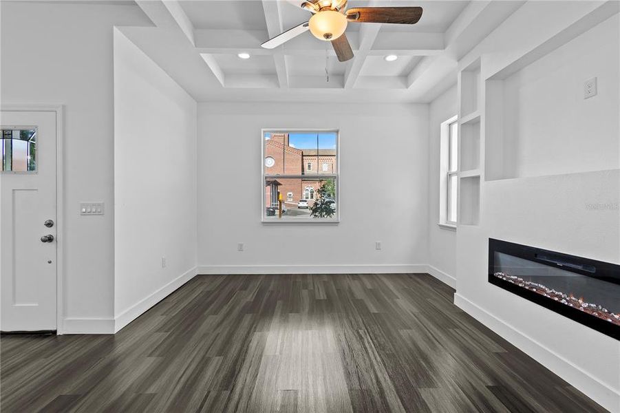 Spacious, unfurnished interior of a new home in , St. Petersburg (Image 23). Spacious, unfurnished interior of a new home in , St. Petersburg (Image 23).
