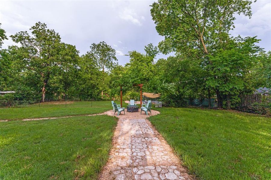 Natural landscape and outdoor views near  in Weatherford (Image 21).