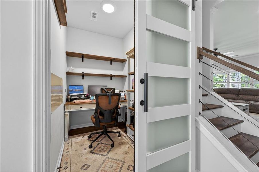 Furnished interior view inside a new home in , Dahlonega (Image 15).