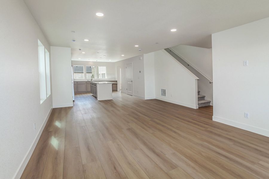 Spacious, unfurnished interior of a new home in Bloom, Fort Collins (Image 41).