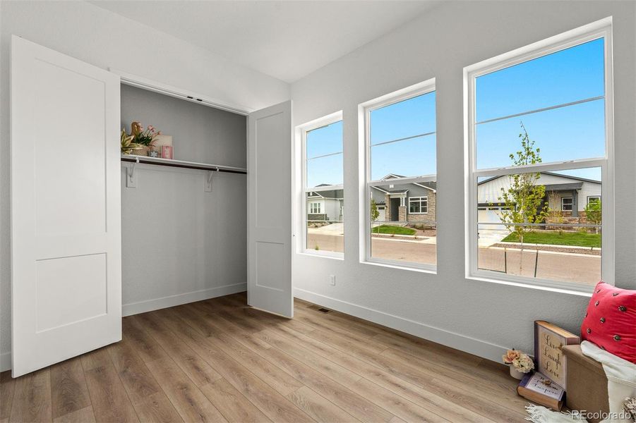Spacious, unfurnished interior of a new home in Wolf Ranch - Enclave Collection, Colorado Springs (Image 36).