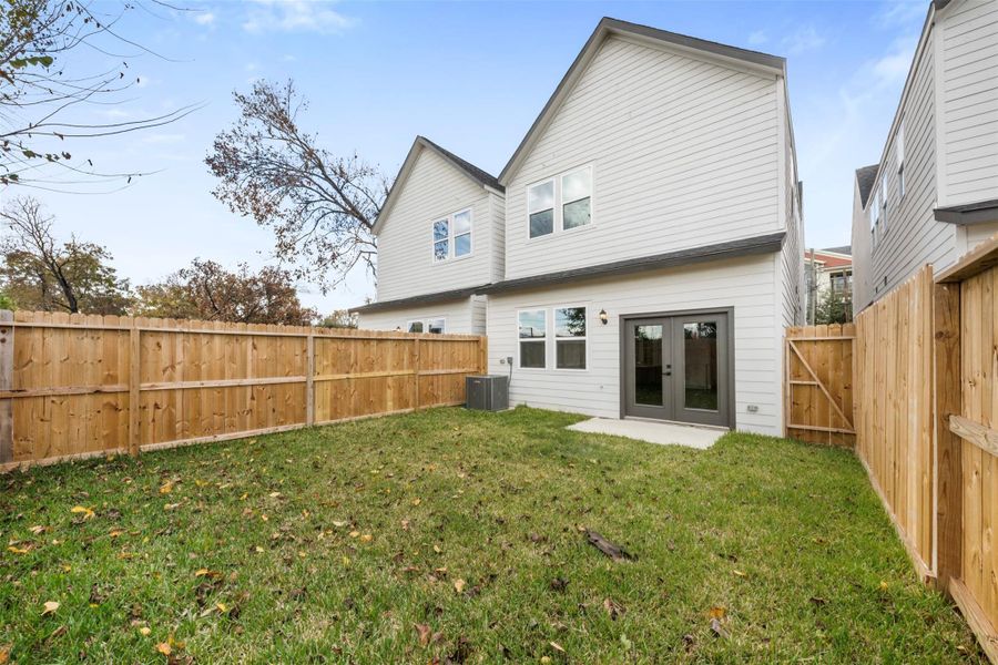 Exterior details and patio area of a home in , Houston (Image 4).