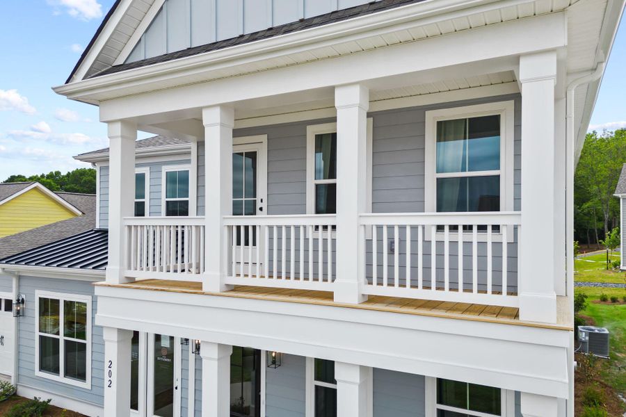Exterior details and patio area of a home in Phillips Crossing, Ridgeville (Image 35).