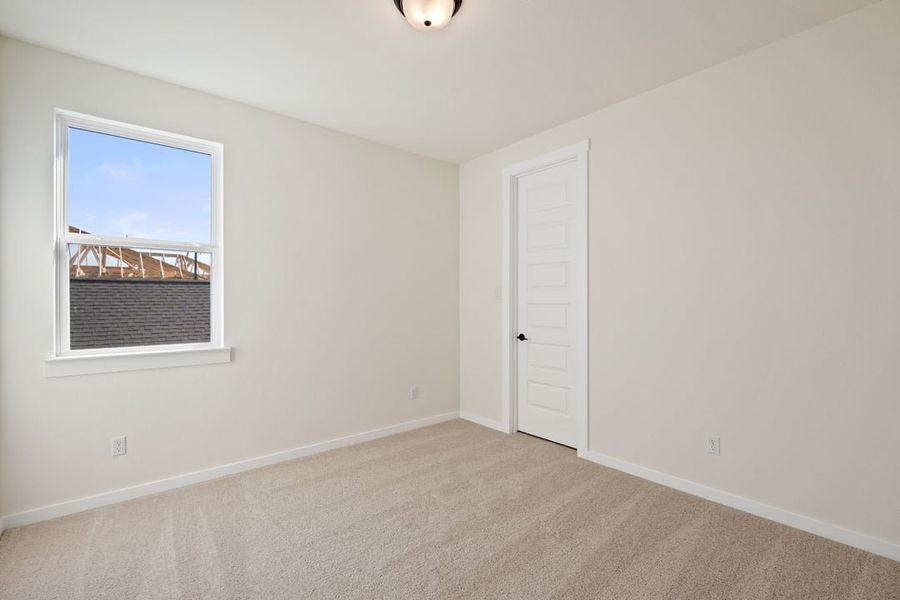 Spacious, unfurnished interior of a new home in Flora, Hutto (Image 38).
