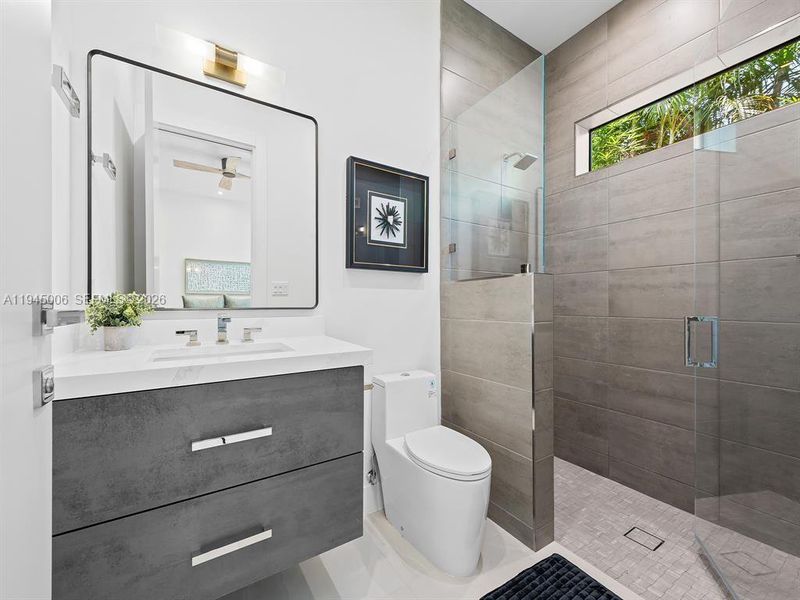 Furnished interior view inside a new home in , Fort Lauderdale (Image 5).